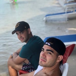 Meet your Posher, Juan camilo